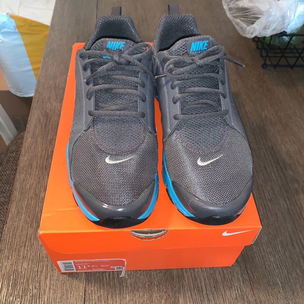Nike shoes